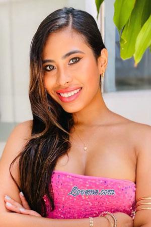 220502 - Yoemi Alter: 26 - Kolumbien