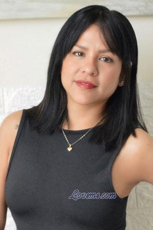 220601 - Angela Alter: 39 - Peru