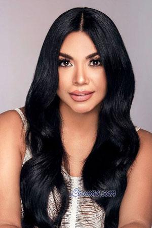 220753 - Kenis Alter: 42 - Kolumbien