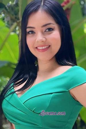 221104 - Adriana Alter: 41 - Kolumbien