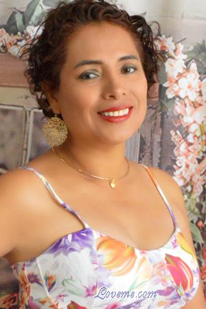 221244 - Wieslava Alter: 44 - Peru