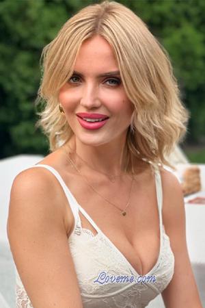 221280 - Lyudmila Alter: 43 - Ukraine