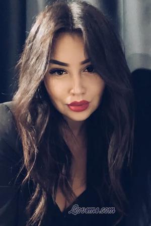 221281 - Iryna Alter: 28 - Ukraine