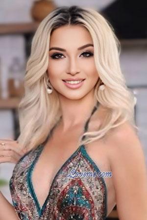 221374 - Karyna Alter: 30 - Ukraine