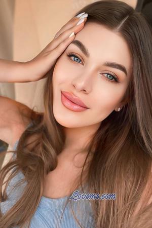 221491 - Nadezhda Alter: 27 - Ukraine