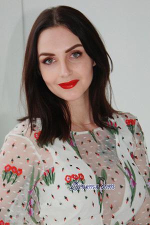 221961 - Olga Alter: 38 - Ukraine