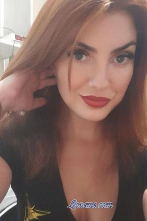 222102 - Yuliia Alter: 38 - Ukraine