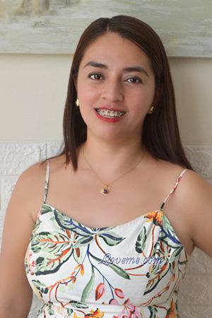 222371 - Annie Alter: 34 - Peru