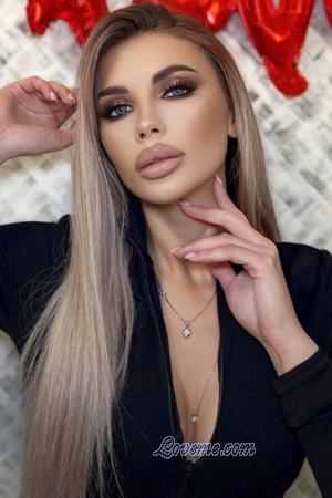 223074 - Karina Alter: 24 - Ukraine