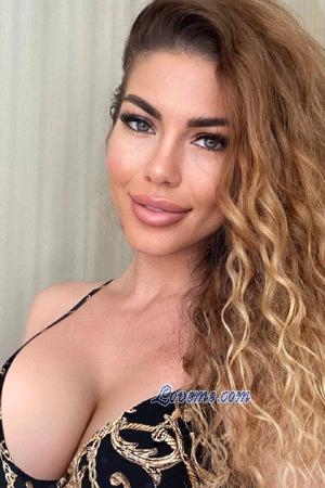 223876 - Oleksandra Alter: 37 - Ukraine