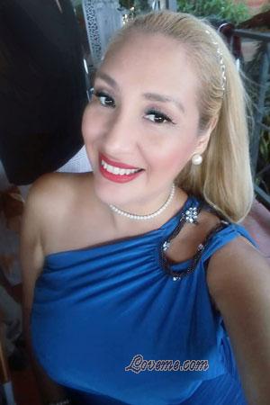 223895 - Janell Alter: 47 - Costa Rica