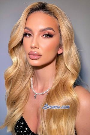 224050 - Anghelina Alter: 26 - Moldawien