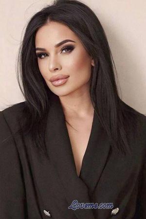 224330 - Iryna Alter: 39 - Ukraine