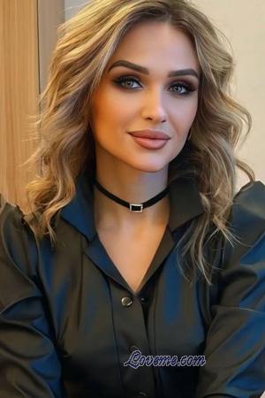 224435 - Olga Alter: 37 - Ukraine