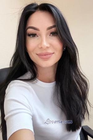 224882 - Yuliia Alter: 41 - Ukraine