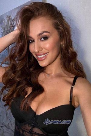 224944 - Karyna Alter: 22 - Ukraine