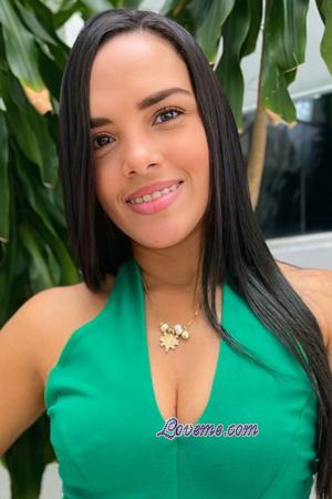 225429 - Chabeli Alter: 36 - Kolumbien