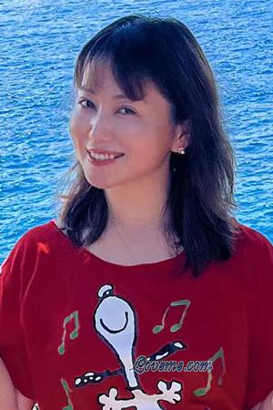 225628 - Lily Alter: 51 - China