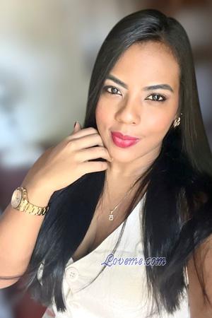 225777 - Yerlis Alter: 33 - Kolumbien