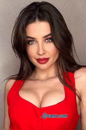 226297 - Iryna Alter: 32 - Ukraine