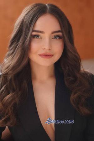 226805 - Iryna Alter: 29 - Ukraine