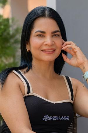 227057 - Karina Alter: 40 - Kolumbien