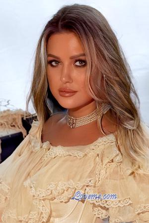 227072 - Yulia Alter: 35 - Ukraine