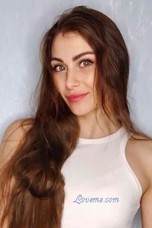 227087 - Yana Alter: 33 - Ukraine