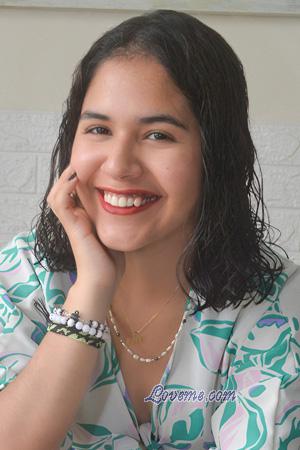 227604 - Josselyn Alter: 25 - Peru