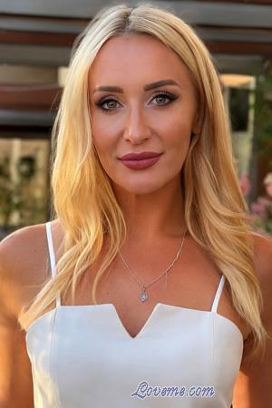 227942 - Olena Alter: 43 - Ukraine