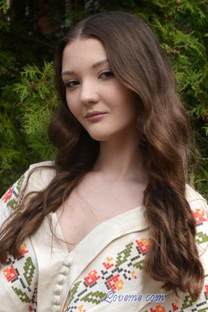 228185 - Sofia Alter: 18 - Ukraine