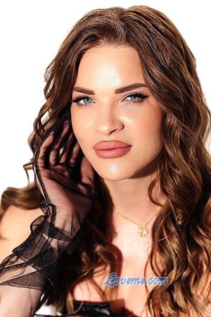 229064 - Alyona Alter: 38 - Ukraine