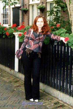 50502 - Anna Alter: 31 - Ukraine