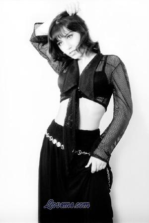 53382 - Anna Alter: 22 - Ukraine