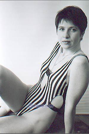 53445 - Lubov Alter: 38 - Ukraine