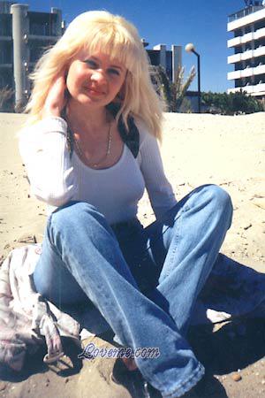 53814 - Helen Alter: 45 - Ukraine