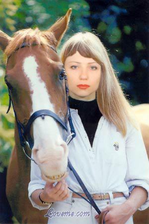 54083 - Alena Alter: 35 - Ukraine