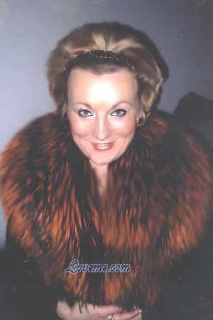 55644 - Indra Alter: 44 - Lettland