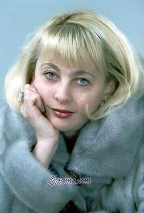 59902 - Yana Alter: 40 - Ukraine