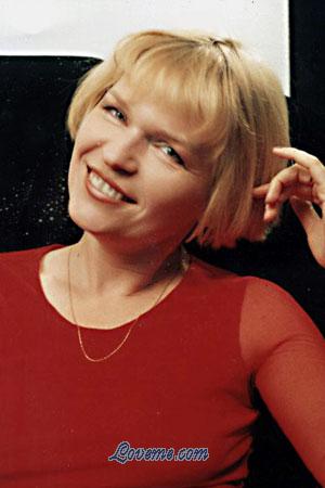 63813 - Anna Alter: 48 - Ukraine