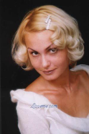 64134 - Viktoria Alter: 36 - Russland