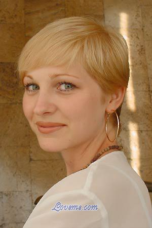 64618 - Anastasia Alter: 32 - Ukraine