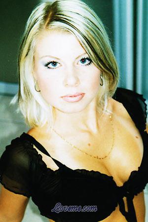 66497 - Anna Alter: 24 - Ukraine