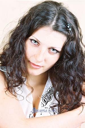 68136 - Diana Alter: 28 - Ukraine