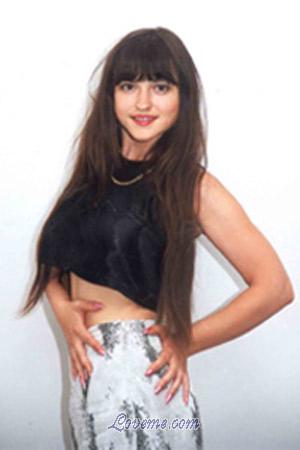 68869 - Elena Alter: 37 - Ukraine