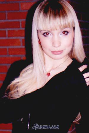 69417 - Oksana Alter: 23 - Ukraine