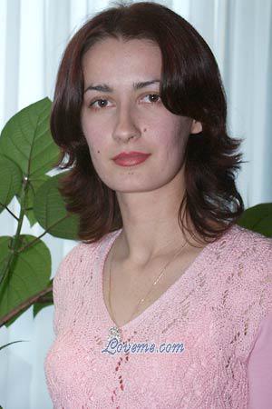 72385 - Oksana Alter: 32 - Ukraine