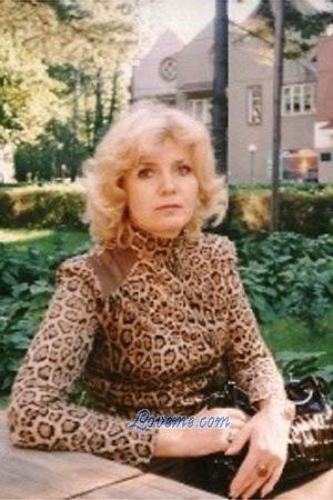 75593 - Nina Alter: 52 - Russland