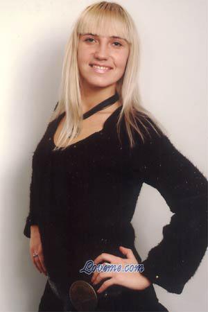 76255 - Viktoria Alter: 36 - Russland