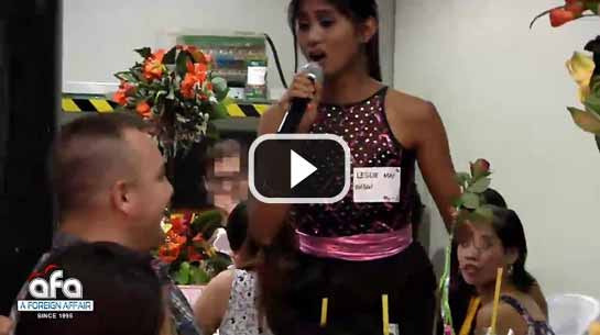 Amerikanischer Bauer trifft philippinische Frau in Cebu City Philippinen